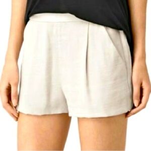 AllSaints Ollena Women's Shorts Black Pleated Relaxed Fit Lightweight Size 4